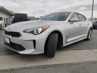 Used 2018 Kia Stinger image 1