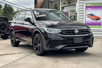 Used 2024 Volkswagen Tiguan SE R-Line image 1