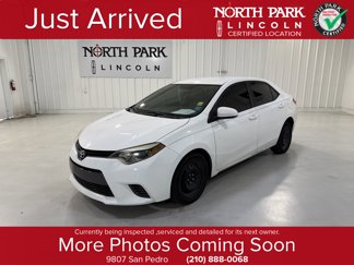 Used 2016 Toyota Corolla LE image 1