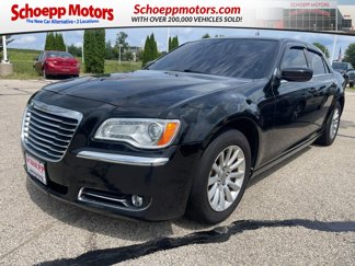 Used 2013 Chrysler 300 w/ Driver Convenience Group image 1