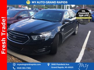 Used 2018 Ford Taurus Limited image 1