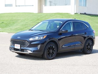 Used 2021 Ford Escape SE w/ Cold Weather Package image 1