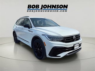 Used 2022 Volkswagen Tiguan SE R-Line image 1