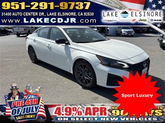 Used 2023 Nissan Altima 2.0 SR image 1