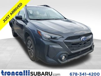 Used 2024 Subaru Outback Premium image 1