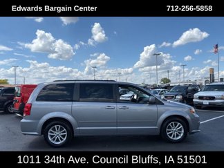 Used 2015 Dodge Grand Caravan SXT w/ Rear Park Assist Package image 1