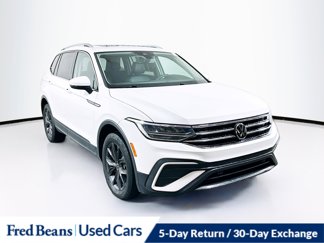 Used 2022 Volkswagen Tiguan SEL R-Line image 1