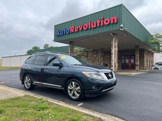 Used 2014 Nissan Pathfinder Platinum image 1