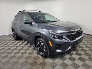 Certified 2024 Kia Seltos EX image 1