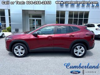Used 2025 Chevrolet Trax LS image 1