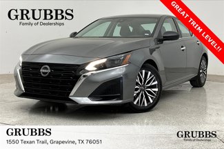 Used 2024 Nissan Altima 2.5 SV image 1