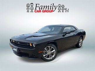 Used 2023 Dodge Challenger SXT w/ Cold Weather Group image 1