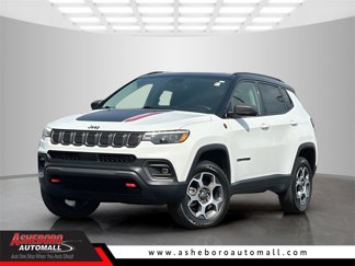 Used 2022 Jeep Compass Trailhawk w/ Trailhawk Elite Group image 1