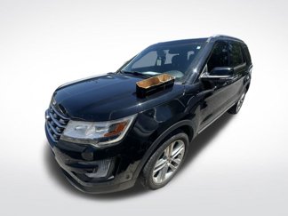 Used 2017 Ford Explorer XLT w/ Equipment Group 202A image 1