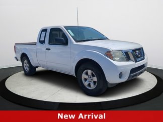 Used 2012 Nissan Frontier SV image 1