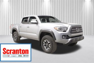 Used 2017 Toyota Tacoma 4x4 Double Cab image 1