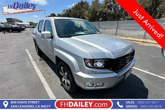 Used 2014 Honda Ridgeline SE image 1