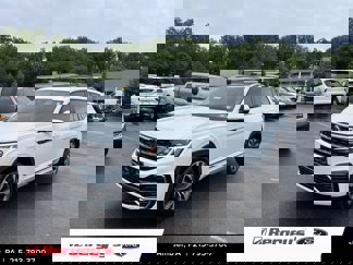 Used 2021 Volkswagen Atlas SEL R-Line image 1