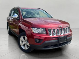 Used 2015 Jeep Compass Latitude w/ Mopar Chrome Accents Group image 1