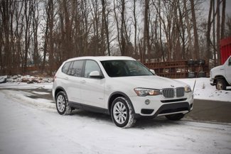 Used 2017 BMW X3 xDrive28i image 1