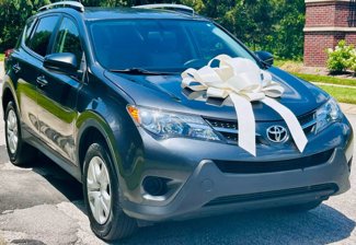 Used 2015 Toyota RAV4 LE image 1