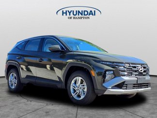 New 2025 Hyundai Tucson SE image 1