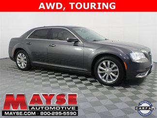 Used 2019 Chrysler 300 Touring w/ Driver Convenience Group image 1