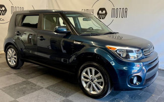 Used 2017 Kia Soul + image 1