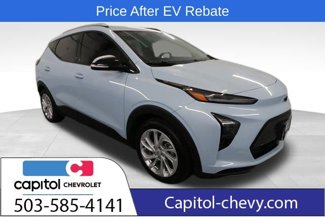 Used 2022 Chevrolet Bolt EUV LT w/ Comfort Package image 1