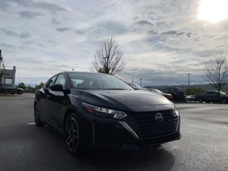 Used 2024 Nissan Sentra SR image 1