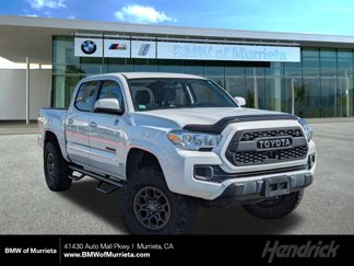 Used 2016 Toyota Tacoma SR image 1