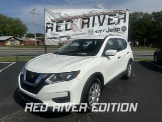 Used 2020 Nissan Rogue S image 1