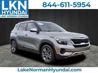 Used 2022 Kia Seltos S image 1