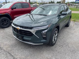New 2025 Chevrolet Trax LT w/ Driver Confidence Package image 1
