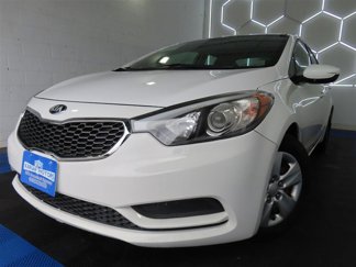 Used 2016 Kia Forte LX image 1