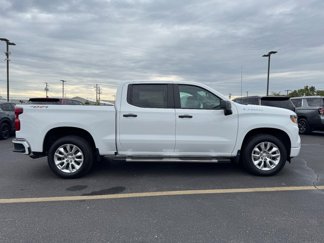 Used 2024 Chevrolet Silverado 1500 Custom image 1