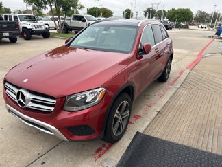 Used 2017 Mercedes-Benz GLC 300 4MATIC image 1