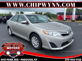 Used 2014 Toyota Camry LE image 1