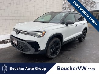 New 2025 Volkswagen Taos SE image 1