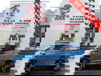 Used 2018 Volkswagen Tiguan SE w/ Panoramic Sunroof Package image 1
