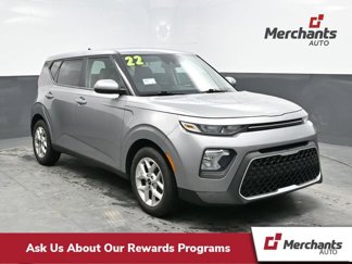 Used 2022 Kia Soul LX w/ Technology Package image 1
