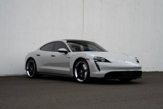Used 2024 Porsche Taycan image 1