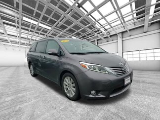 Used 2015 Toyota Sienna Limited Premium image 1
