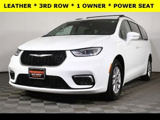 Used 2022 Chrysler Pacifica Touring-L image 1