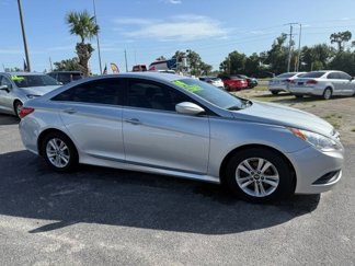 Used 2014 Hyundai Sonata GLS image 1