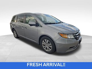 Used 2017 Honda Odyssey SE image 1