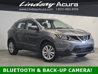 Used 2018 Nissan Rogue Sport SV image 1