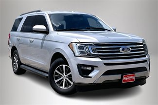 Used 2018 Ford Expedition XLT image 1