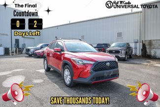 Used 2023 Toyota Corolla Cross LE image 1