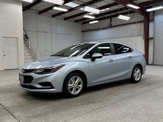 Used 2017 Chevrolet Cruze LT image 1